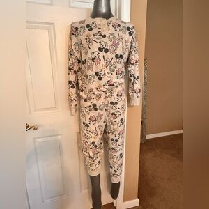 Who doesn’t love Mickey Mouse!  Super comfy women’s pajamas. Top and bottoms.